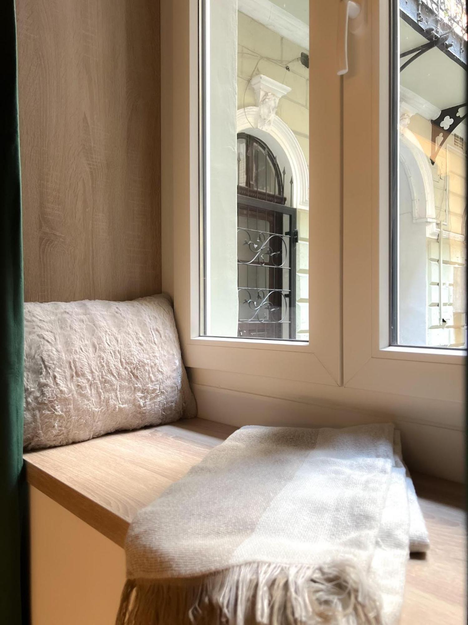 Opera Z39 Suite Budapesta Exterior foto